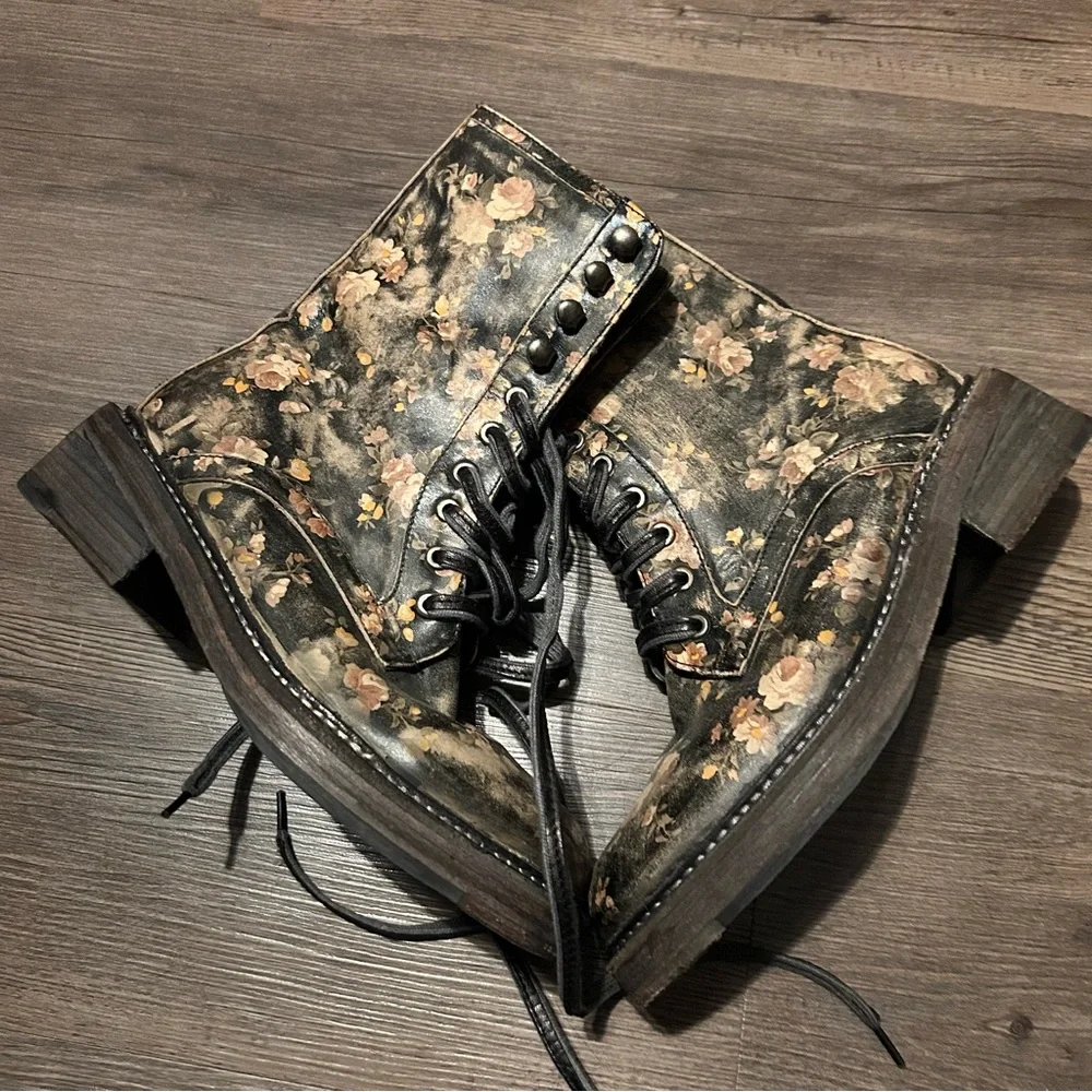 VINTAGE FOUNDRY CO Delia Boot Size 7 - Picture 4 of 14